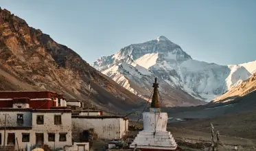 Tibet Overland Tour via Kyirong – Lhasa – Everest Base Camp